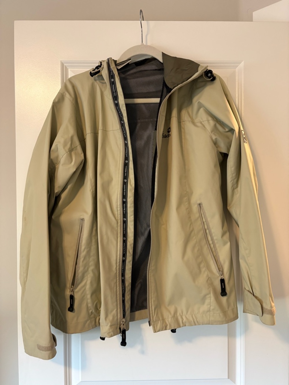 Women’s Jack Wolfskin Jacket